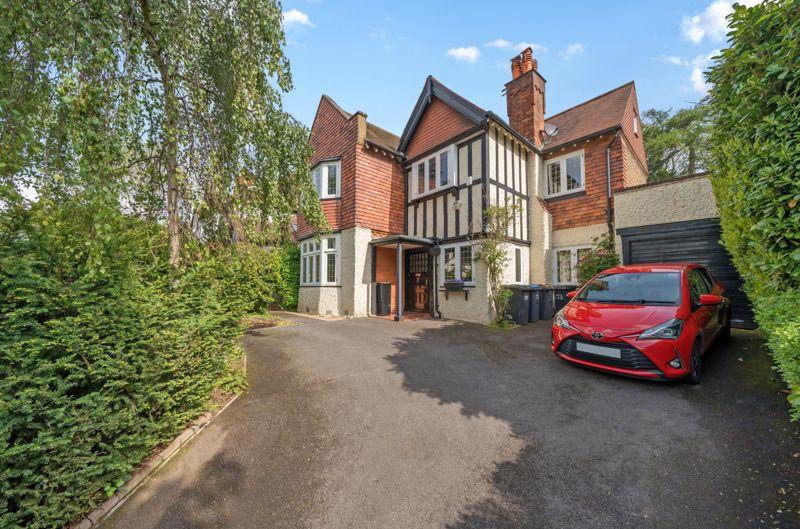 Foxley Lane, West Purley 4 bed detached house for sale £900,000
