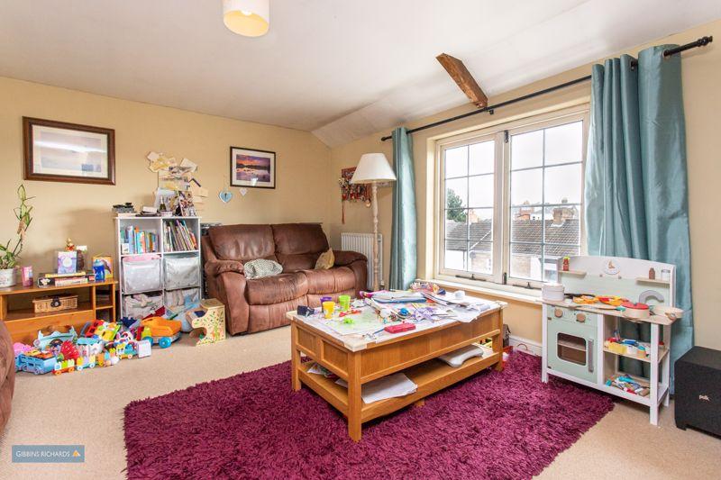 Sitting Room/Bedroom