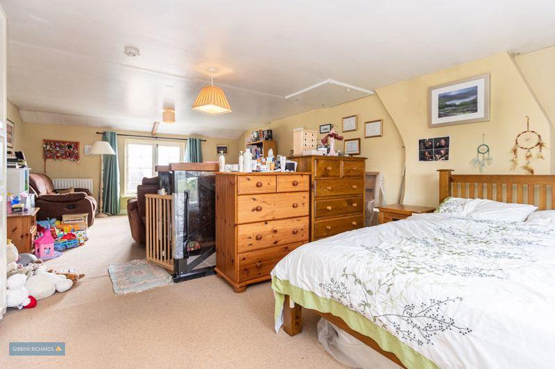 Sitting Room/Bedroom