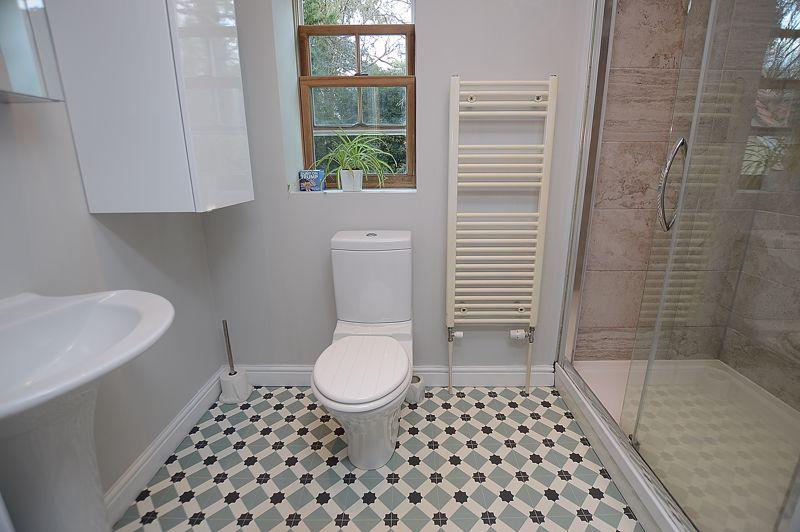 En-Suite to Bedroom