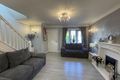 3 bedroom detached house for sale - Lindrick Close, Turnberry Estate, Walsall, WS3 3UW