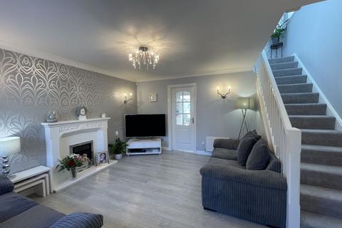 3 bedroom detached house for sale - Lindrick Close, Turnberry Estate, Walsall, WS3 3UW