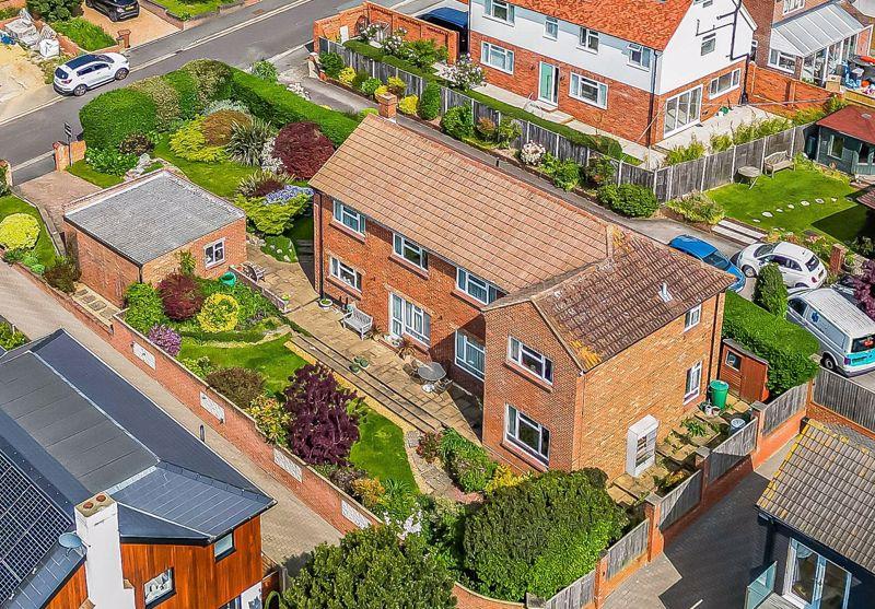 Beverley Grove, Farlington 3 bed detached house for sale £585,000