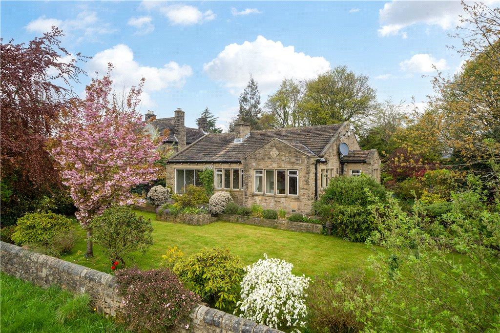 Greenfield Lane, Guiseley, Leeds, West Yorkshire 2 bed bungalow £695,000