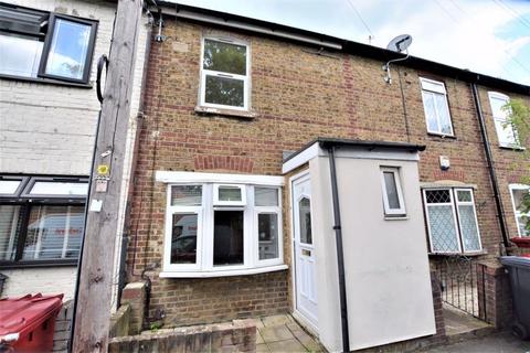 2 bedroom terraced house for sale - Victoria Road, Slough