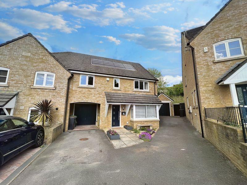Sprague Close, Weymouth 3 bed semidetached house for sale £415,000