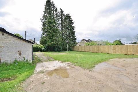 48 Black Bourton Road, Carterton, OX18 3HE