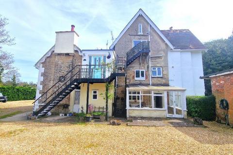 1 bedroom flat for sale, Stonepitts Close, Ryde, Isle of Wight, PO33 3NH