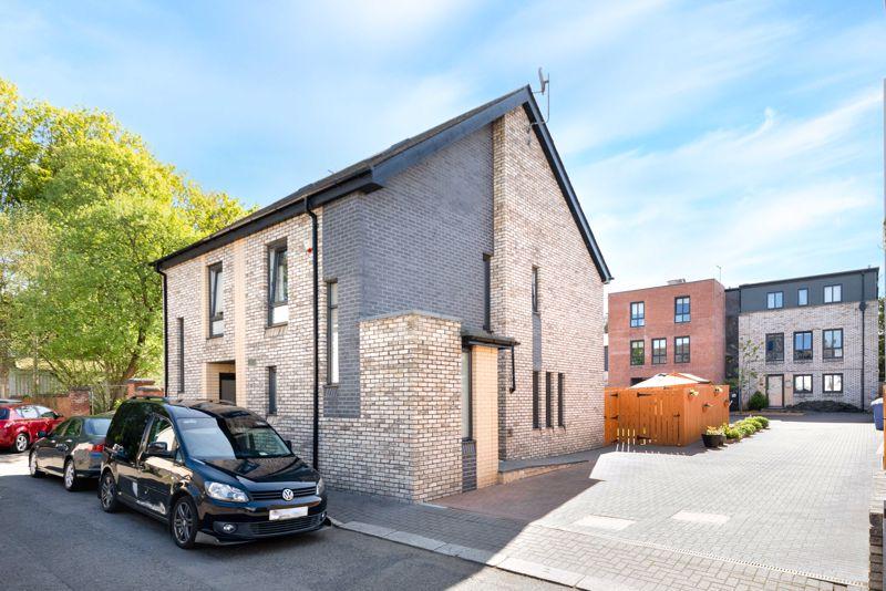 Comely Place, Falkirk 2 bed semidetached house for sale £172,000