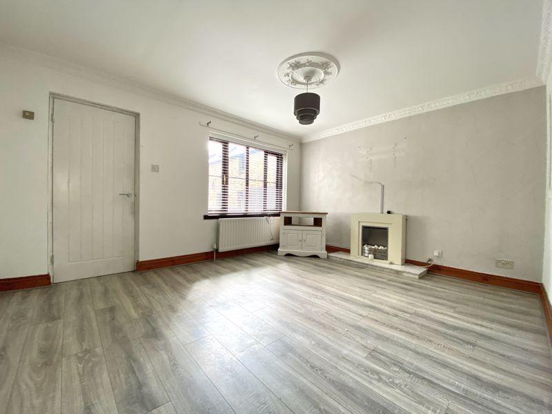 Ryhope Grange Court, Sunderland SR2 3 bed semidetached house for sale