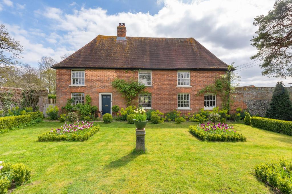 Thurston, Suffolk 4 bed detached house for sale £835,000