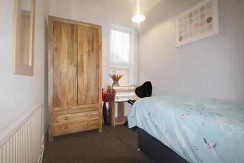 1 bedroom in a house share to rent, 8 Kirkby Street, Lincoln, Lincolnshire, LN5 7TU