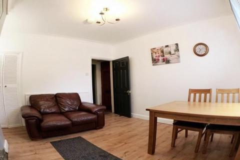1 bedroom in a house share to rent, 8 Kirkby Street, Lincoln, Lincolnshire, LN5 7TU