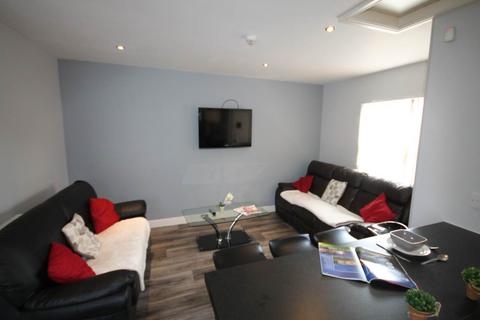 1 bedroom in a house share to rent, Ashbourne Road, Derby,