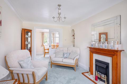 3 bedroom bungalow for sale - Honeybourne, Bishop's Stortford, Hertfordshire, CM23