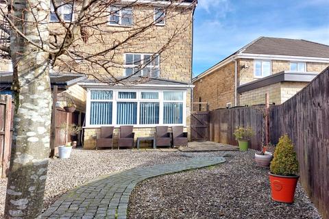 3 bedroom end of terrace house for sale, Limewood Close, Helmshore, Rossendale, BB4