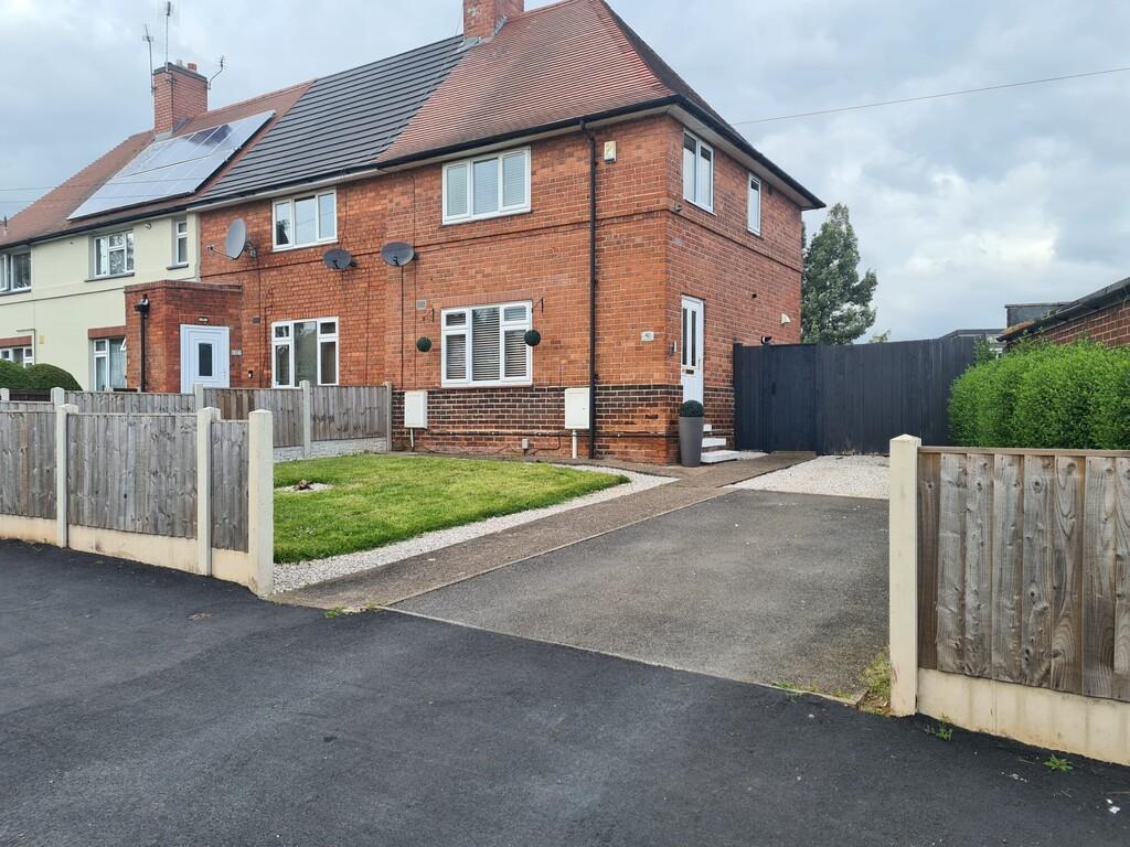 Hilcot drive, Aspley, Nottingham, NG8... 3 bed end of terrace house £975 pcm (£225 pw)