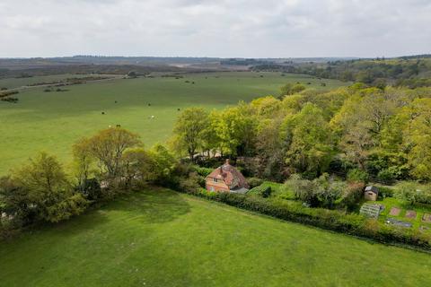 Beachern Wood Cottage Aldridge Hill, Brockenhurst, SO42 7QD