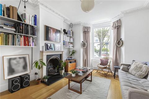 121 Glyn Road, London, E5 0JA