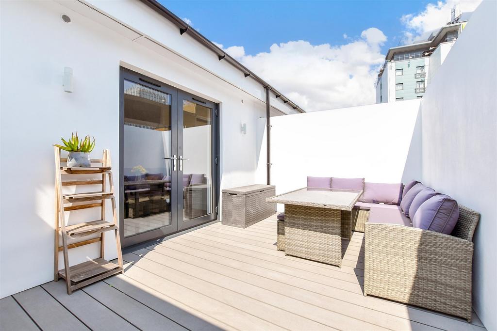 Balcony / Terrace