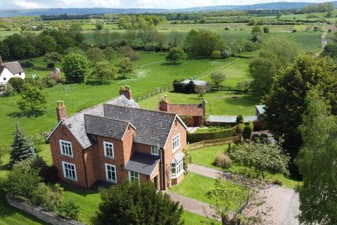 5 bedroom detached house for sale, Tewkesbury Road, The Leigh, Gloucester, Gloucestershire, GL19