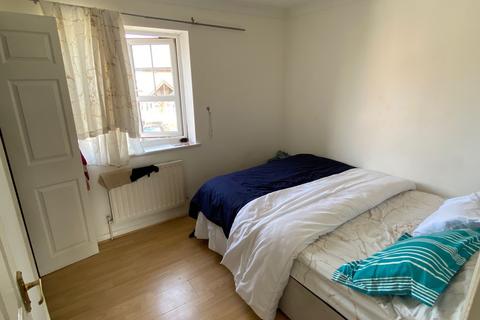 2 bedroom terraced house for sale - Muncaster Gardens, Northampton, NN4 0XR