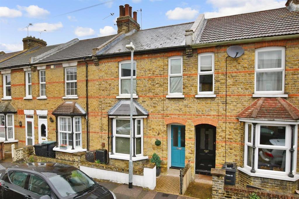 Coombe Road, Gravesend, Kent 2 bed terraced house £310,000