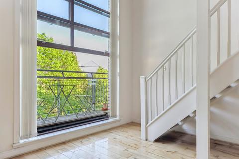 2/1, 14 Handel Place, Glasgow, G5 0TP