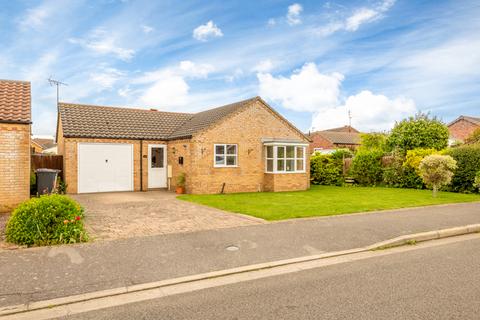1 bedroom detached bungalow for sale - Headland Way, Navenby, Lincoln, Lincolnshire, LN5 0TR