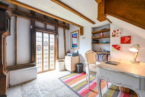 2 bedroom barn conversion for sale - Chinthurst Lane, Guildford, GU5