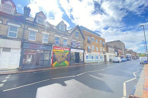 Shop to rent - Portland Road, South Norwood, SE25