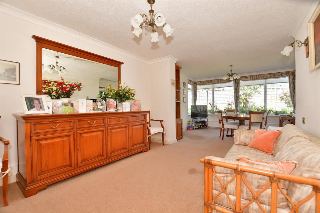 Crete Road West, Folkestone, Kent 2 bed detached bungalow £625,000