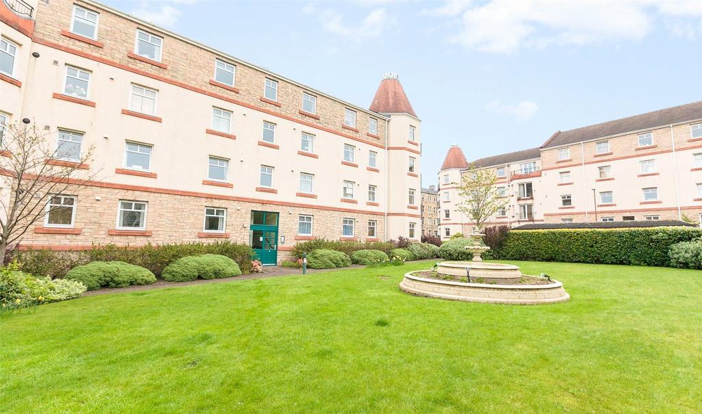 Sinclair Place, Edinburgh, EH11 2 bed property £1,270 pcm (£293 pw)