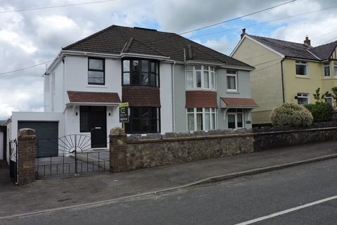 49 Betws Road, Ammanford, SA18 2HE
