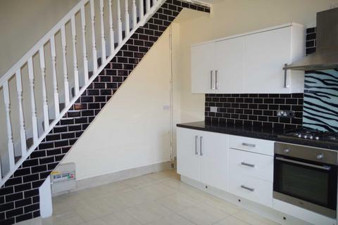 26 Calder Road, Bolton, BL3 3DG