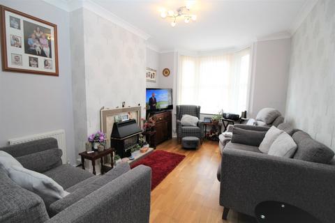 16 Astley Road, Clacton-on-sea, CO15 3EH