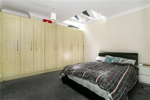 2 bedroom maisonette for sale, St. Judes Road, Englefield Green, Surrey, TW20