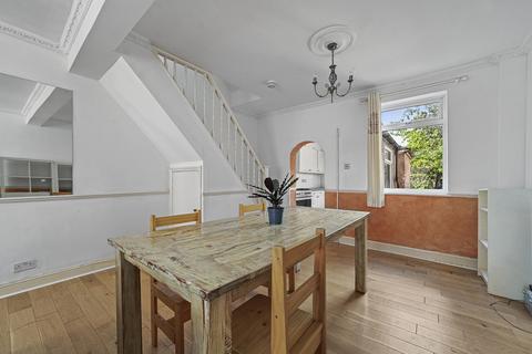 16 Stracey Road, London, E7 0HG