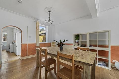 16 Stracey Road, London, E7 0HG