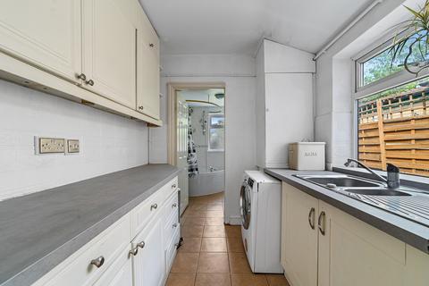 16 Stracey Road, London, E7 0HG