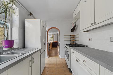 16 Stracey Road, London, E7 0HG
