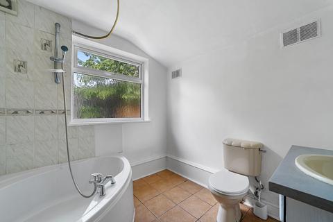 16 Stracey Road, London, E7 0HG