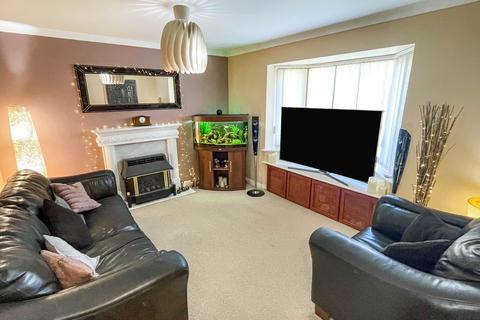 3 bedroom detached house for sale - Primrose Close, Brackla, Bridgend County. CF31 2BS