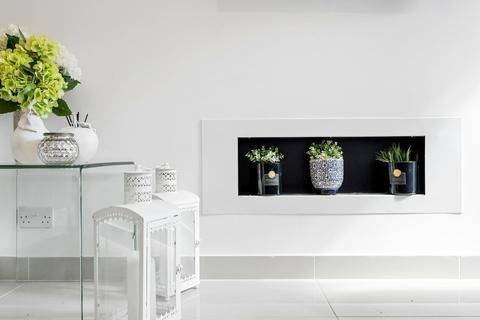 4 bedroom terraced house for sale - Walton Close, London SW8