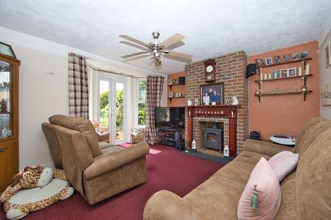 3 bedroom end of terrace house for sale, Glack Road, Deal, CT14