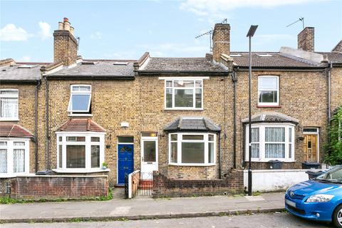 3 bedroom terraced house to rent, Glenhurst Road, Brentford, Middlesex