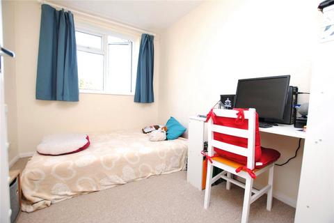 2 bedroom apartment to rent - Haig Court, Chelmsford, CM2
