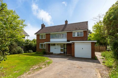 3 bedroom detached house to rent, Hartley Road, Cranbrook, Kent, TN17