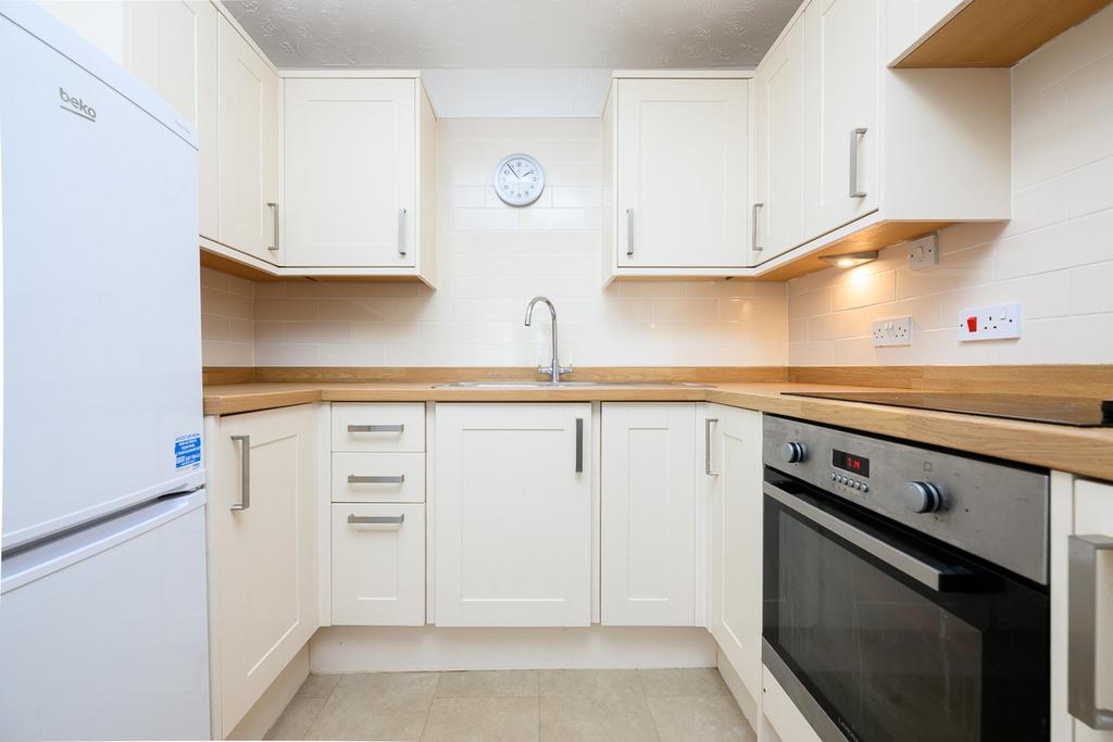 Binnie Street, Gourock, PA19 2 bed flat for sale £119,000