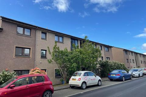 1 bedroom flat to rent, Overton Crescent, Denny, FK6